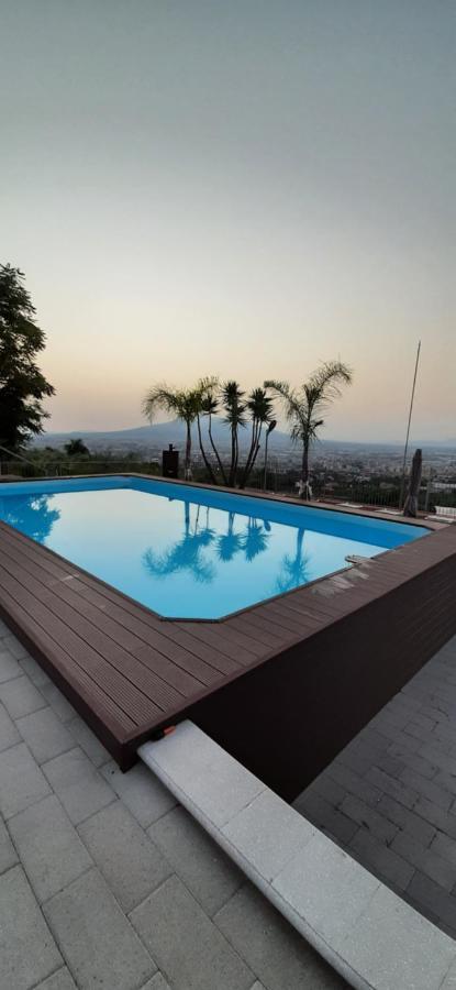 Mola Bed & Breakfast 3*