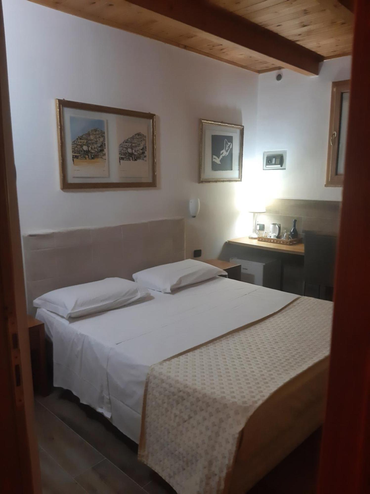 Mola 3* Corbara (Campania)